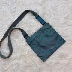 【超定番】PRADA プラダ ナイロン ショルダーバッグ マチなし サコッシュ