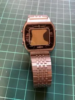 CASIO デジタル腕時計 防水 ブラック　ビンテージ