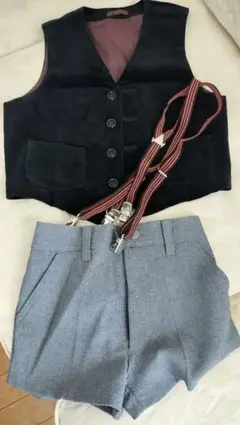 男児　ピノキオ半ズボン　＆　　黒ベロアベスト　＆サスペンダー