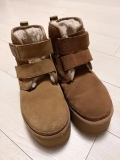 Item thumbnail for item dfe99d25-842f-40e6-a726-e904423a274e