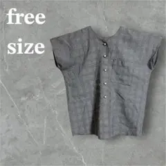 美品♡【フリーサイズ】グレー チェック柄 トップス 半袖 シンプル 大きいサイズ