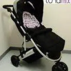 【セレブ御用達ブランド】mamas & papas　プリコプラメッテ　ベビーカー Combi コンビ スゴカルα Light エッグ ショック AX フェザー