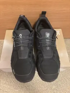 ⭐︎オン⭐︎スニーカー　クラウド6wp サイズ　7.5（24.5cm）