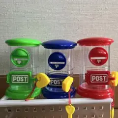 即購入⭕️【貯金箱】ポスト型 貯金箱 プラスチック 3色セット ハート型鍵付き