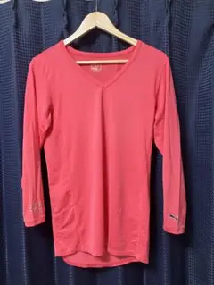 PUMA ピンク インナーシャツ