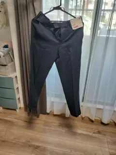 【新品タグ付き】感動パンツ　ネイビー