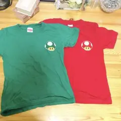 美品130キッズTシャツ きのこワッペン付き 赤 緑 2枚セット お揃いコーデに