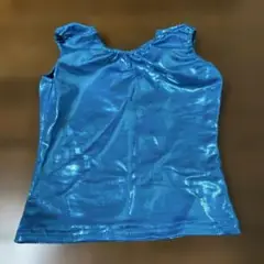 メタリック青色タンクトップ