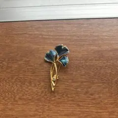 ギンコの葉 ピンバッチ