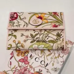 【極美品】グッチ 577350 GGフローラ ポーチ 花柄 折り財布 ピンク