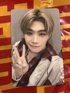 Item thumbnail for item 09efb93e-041c-4e69-845d-9b3b3c0869f4