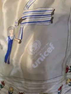 UNICEF　絹　シルク　大判　スカーフ