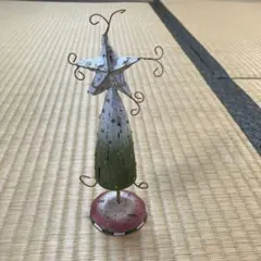 星と木の形状のアクセサリースタンド