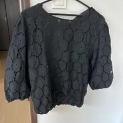 新品未使用タグ付き　ブラックレーストップス ＸＬ　花柄　夏　ブラウス　シャツ