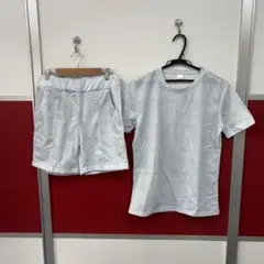 ライトグレー セットアップ (トップスとショーツ)S/M