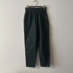 ダークグリーン チノパン Sサイズ