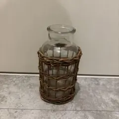 花瓶、フラワーベース