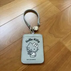 Sanrio Hello kitty リール付きパスケース