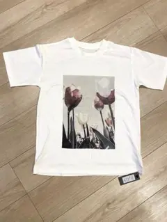 etc. close... 花柄プリント Tシャツ