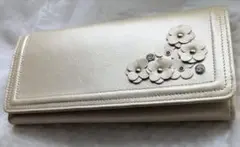 アンテプリマ　長財布　シャンパンベージュ