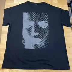 Anya Tylor Joy アニャテイラージョイ　ブラックTシャツ　ビッグ