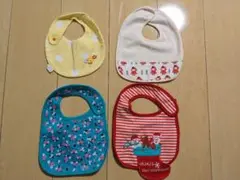 スタイ・よだれかけ4枚セット