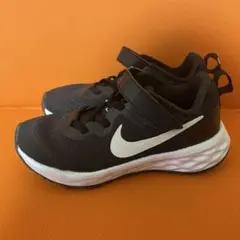 【新品】NIKE 17センチ　子供スニーカー