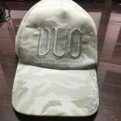 DUO(デュオ) ロゴ入りキャップ ホワイトカモ 美品!