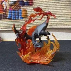 リザードン フィギュア