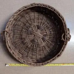 あけび蔓　編み込みバスケット 直径約30cm