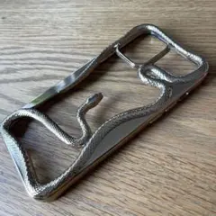 iPhone ケース　蛇　ゴールド