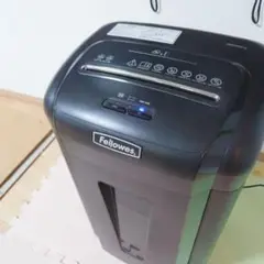 Item thumbnail for item 8e60c6d2-55e5-423b-8054-63b6762e037d