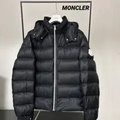 2025年最新】MONCLER モンクレール ARVESの人気アイテム - メルカリ