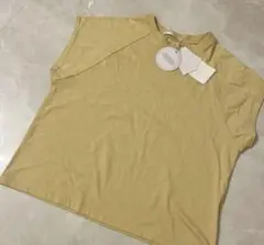 【最終値下げ】新品タグ付き　イエロー Tシャツ フリーサイズ