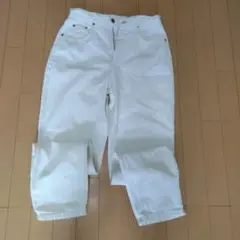 Levi's ホワイトデニムパンツ