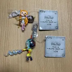 ワンピース　フィギュアキーホルダーvol.7 「ナミ」＆「ブルック」