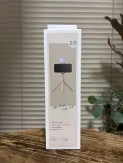 【未使用品】スリーコインズ　自撮り棒 スマホスタンド