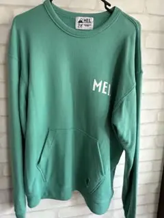 MEI グリーン クルーネック トレーナー