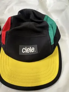 ciele キャップ 黒/赤/緑/黄色