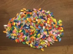 折り鶴　1000羽　　予備の10羽入れます。　かなり小さいサイズです。