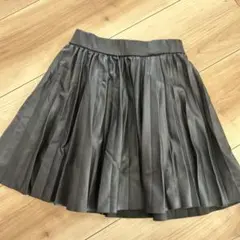 zarakids フェイクレザー　プリーツスカート 116㎝