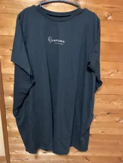 Overcomeロゴ入り黒Tシャツ 約87cm