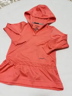 patagonia フード付きラッシュガード 18M コーラルピンク