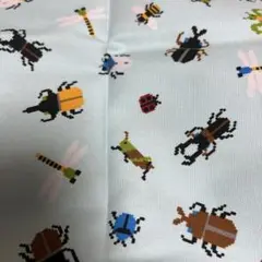 昆虫柄プリント生地 水色 108x50 綿100％