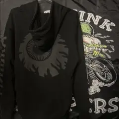ミシカ　パーカー