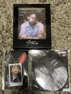 Straykids スキズ リノ スマホスタンド バッグチャーム BIG缶バッジ
