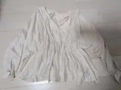 ローリーズファーム　ペプラムシャツ