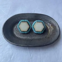 美濃焼きタイルを使ったハンドメイドピアス