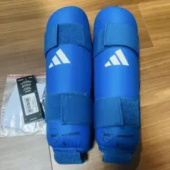 ほぼ新品 空手　アディダス　シンガード　青S
