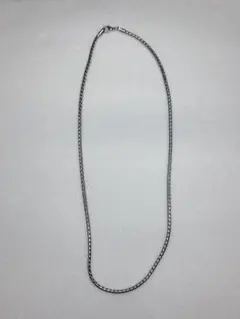 スネークチェーンネックレス